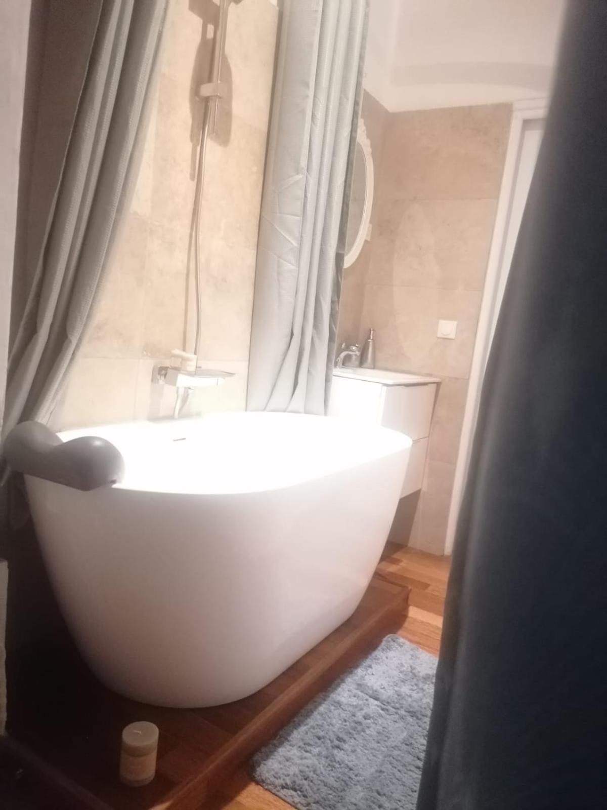 Coeur De Paris Montorgueil - Heart Of Paris - Charming Super Central Apartment For Your Ideal Parisian Days Bagian luar foto
